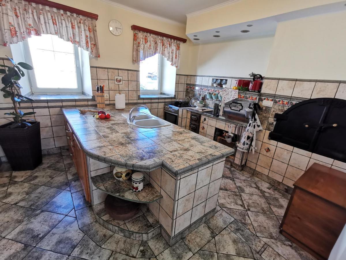 Charming Village House With Patio And Garden Slovenske Konjice Екстериор снимка